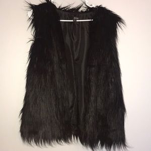 Fur vest